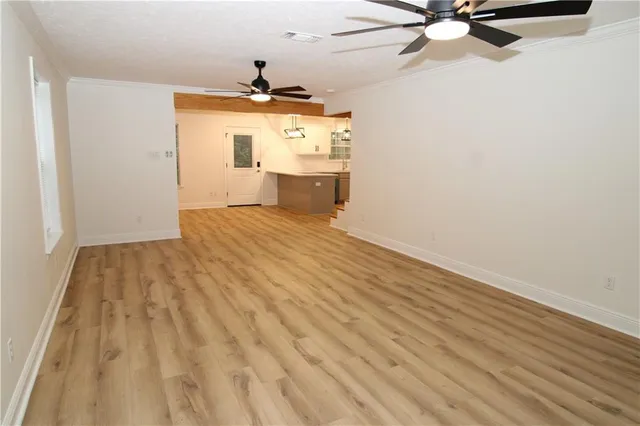 $324,500 | 596 Grays Creek Road, Dry Prong, LA 71423