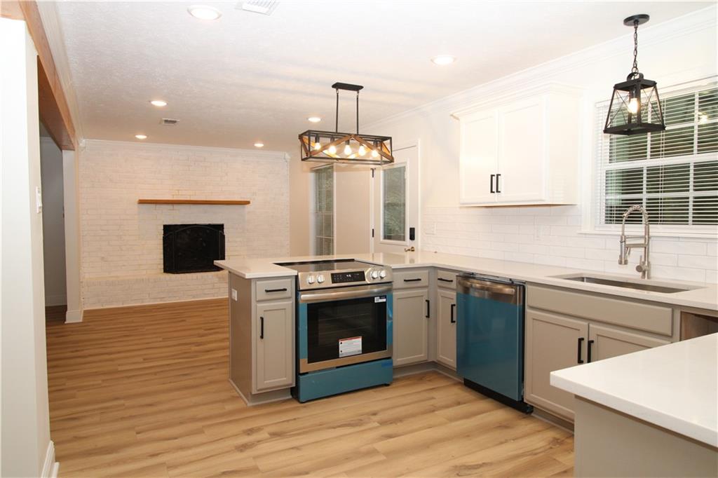 596 Grays Creek Road Dry Prong, LA 71423 - Photo 5 of 26