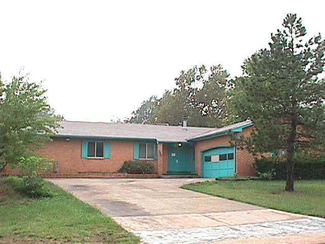 5901 Memphis Street Wichita, KS 67220 - Photo 1 of 1