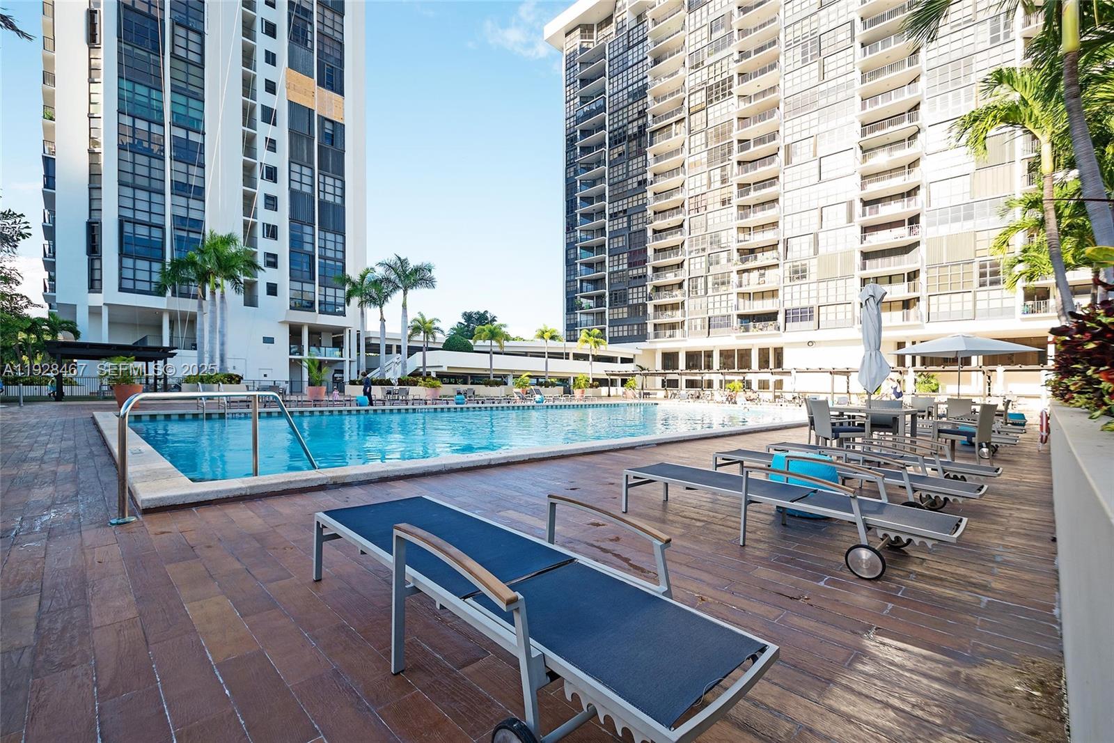 1901 Brickell Avenue, Unit B905 Miami, FL 33129 - Photo 12 of 27