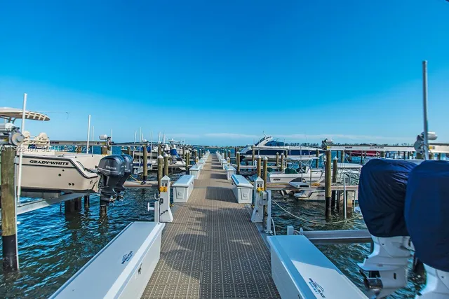 $429,000 | 1901 Brickell Avenue, Unit B905, Miami, FL 33129