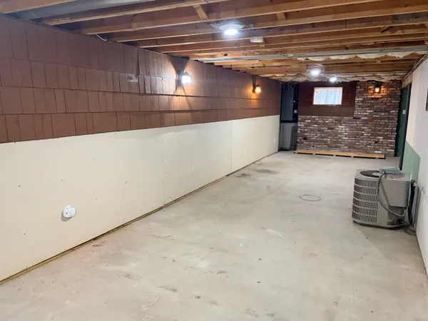 $3,000 | 24 Raymond Drive, Merrimack, NH 03054