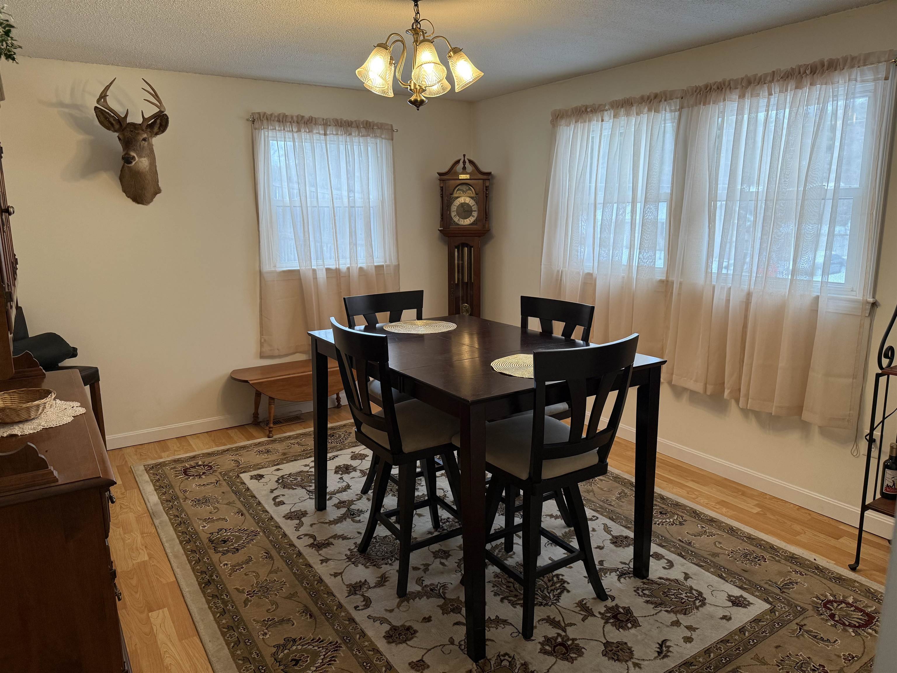 24 Raymond Drive Merrimack, NH 03054 - Photo 6 of 12