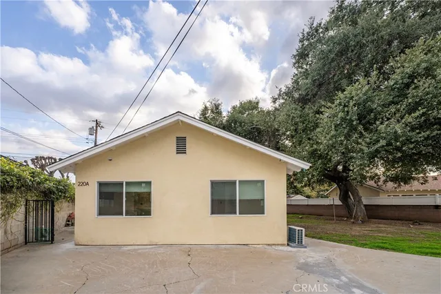 $2,600 | 220 East 4th Street, San Dimas, CA 91773