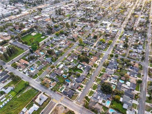 $2,600 | 220 East 4th Street, San Dimas, CA 91773