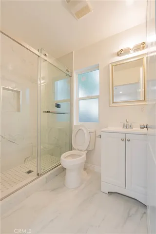 $2,600 | 220 East 4th Street, San Dimas, CA 91773