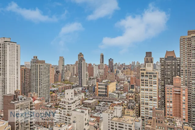 $1,799,000 | 400 East 56th Street, Unit 38L | Sutton Place