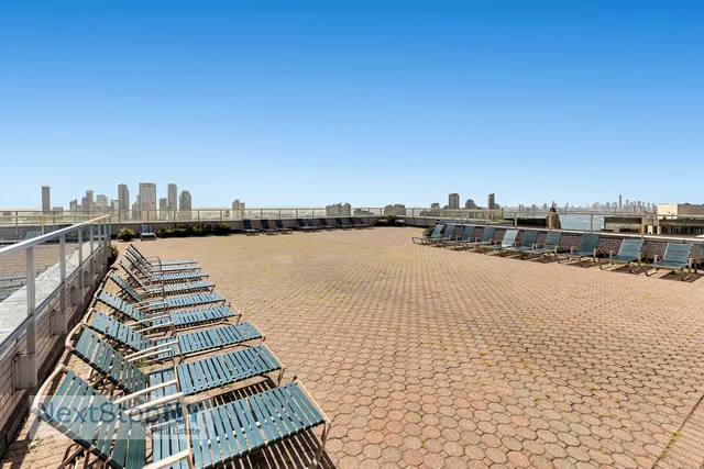 $1,799,000 | 400 East 56th Street, Unit 38L | Sutton Place