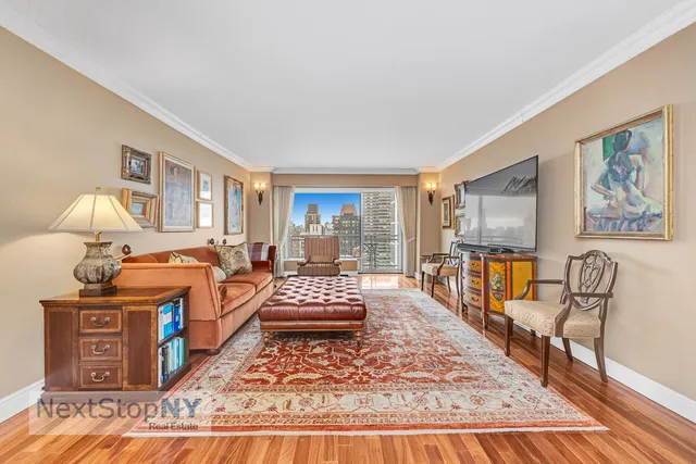 $1,799,000 | 400 East 56th Street, Unit 38L | Sutton Place