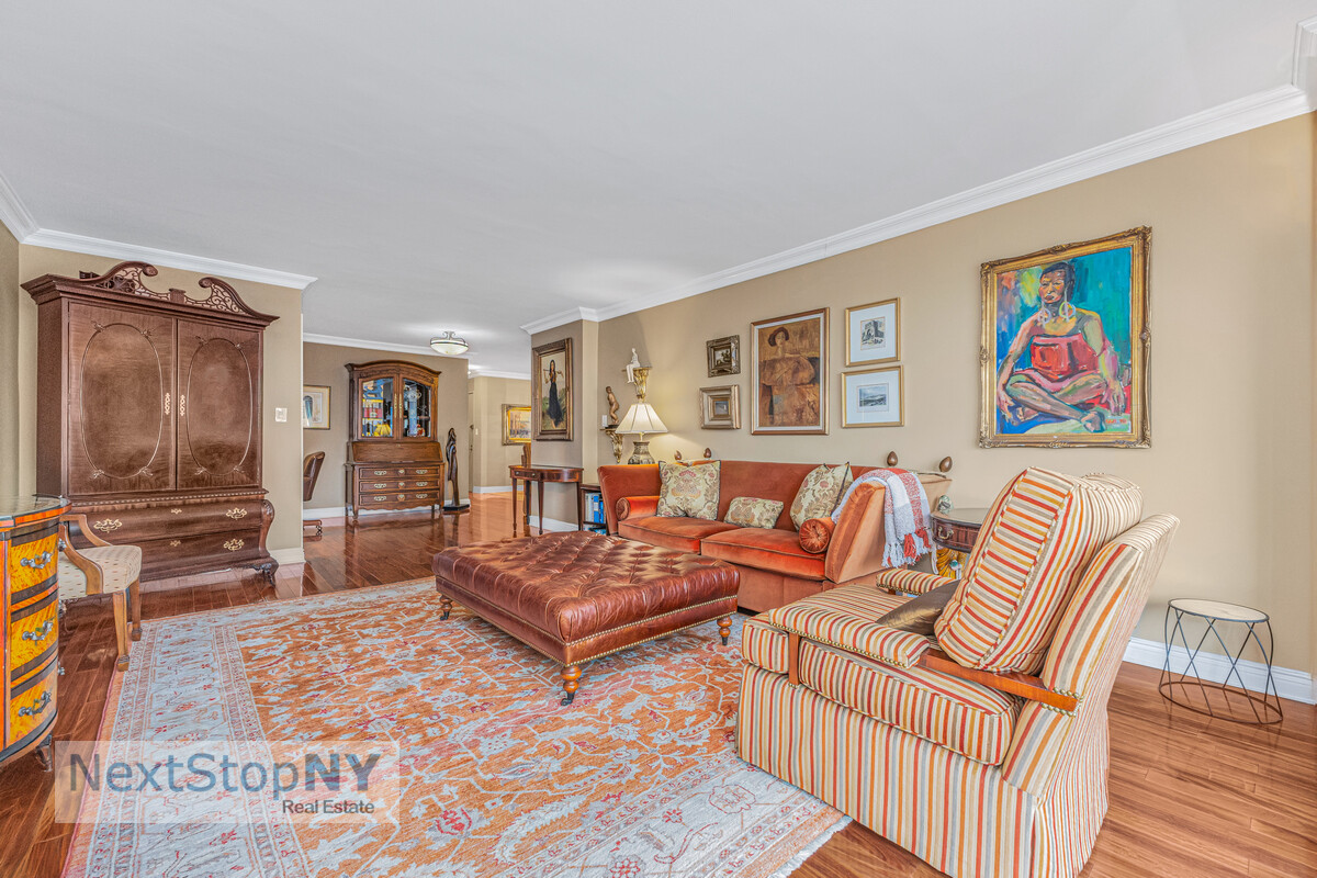 400 East 56th Street, Unit 38L Manhattan, NY 10022 - Photo 3 of 26