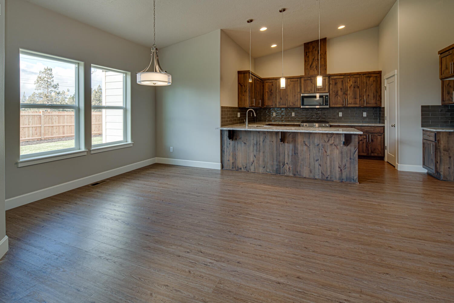 3591 Southwest 50th Street Redmond, OR 97756 - Photo 10 of 37 3591SW50-137
