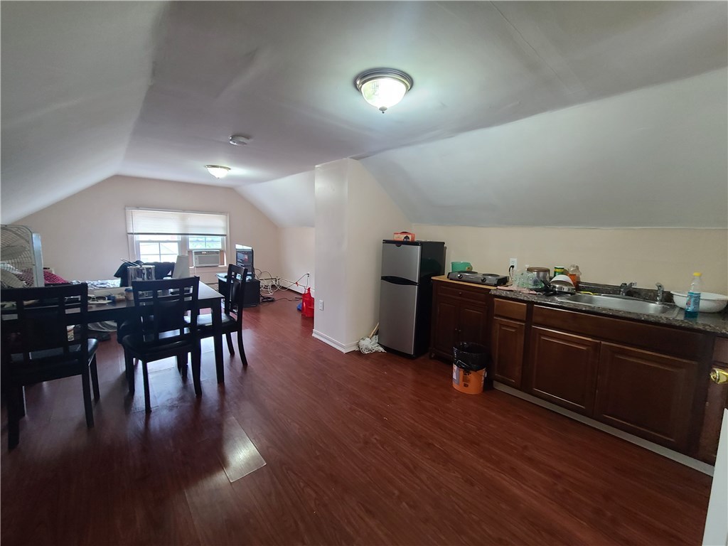 20 Ralph Street Providence, RI 02909 - Photo 8 of 20 Gallery Image 8