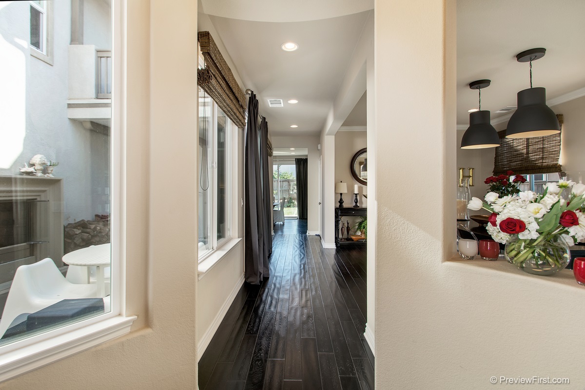 875 Summer Moon Road San Marcos, CA 92078 - Photo 3 of 25