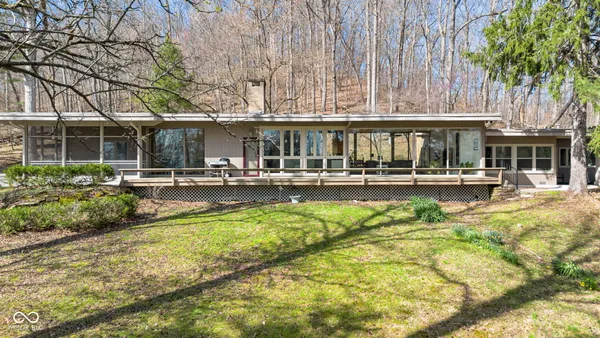 $695,000 | 9806 Raintree Drive North, Columbus, IN 47201