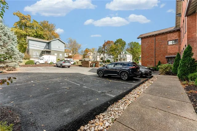 $300,000 | 10 Walnut Street, Unit 7, Pittsburgh, PA 15202