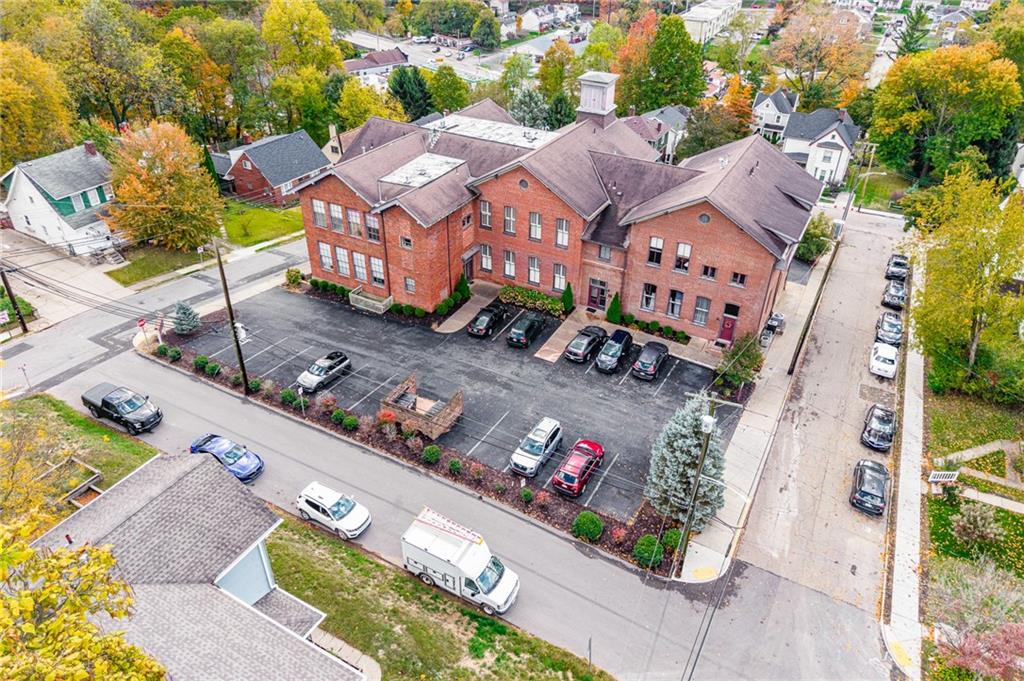 10 Walnut Street, Unit 7 Pittsburgh, PA 15202 - Photo 41 of 49 an aerial view of residential houses and outdoor space