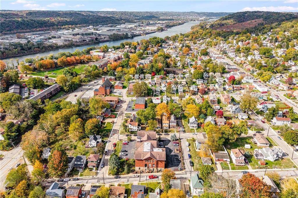 10 Walnut Street, Unit 7 Pittsburgh, PA 15202 - Photo 48 of 49 view of city and mountain