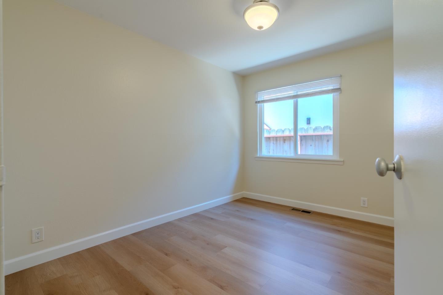 1384 Rosita Road Pacifica, CA 94044 - Photo 12 of 15