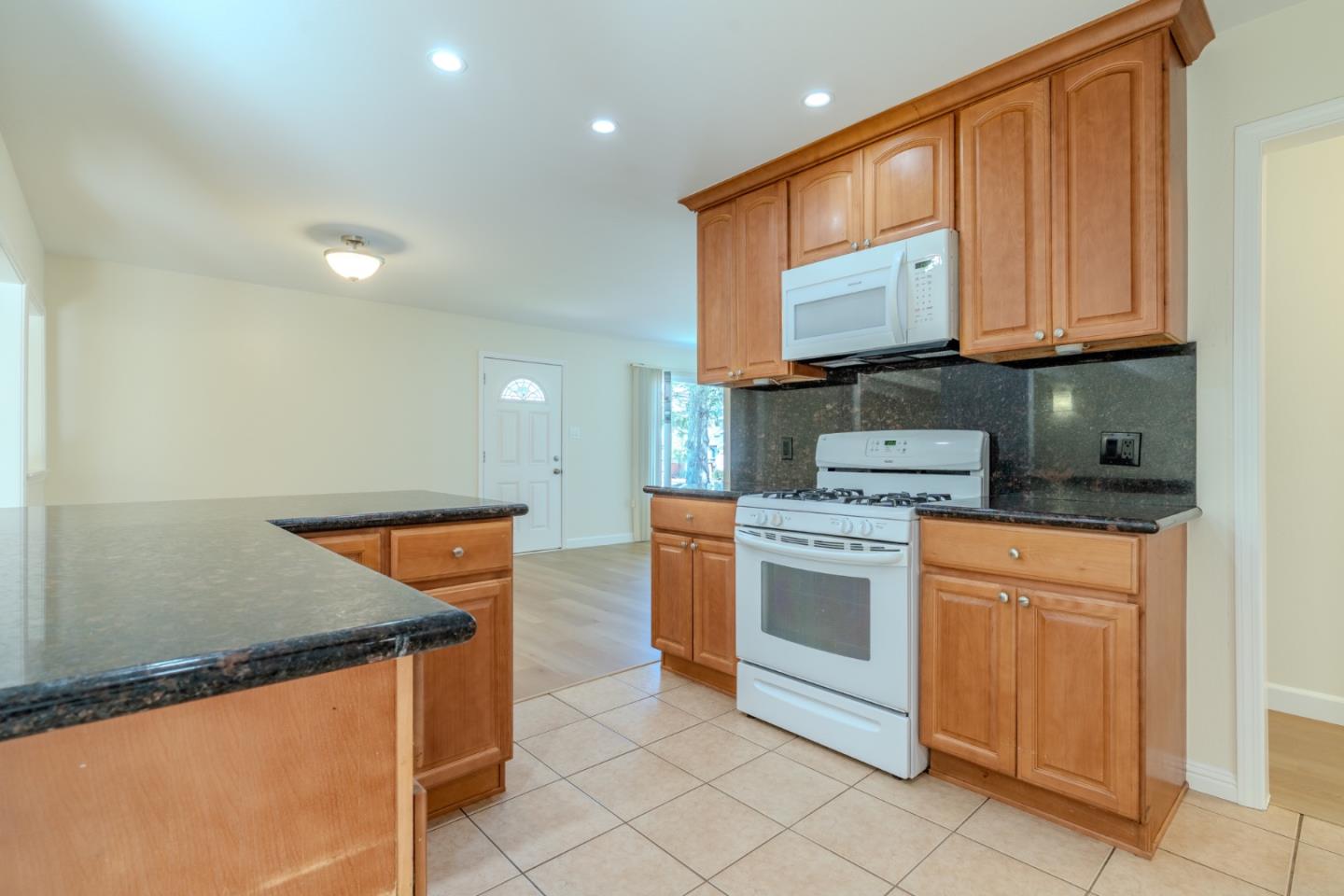 1384 Rosita Road Pacifica, CA 94044 - Photo 9 of 15