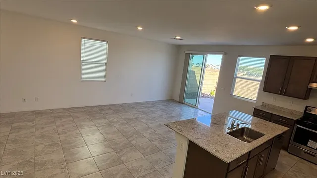 $2,395 | 8736 Victoria Pk Street, Las Vegas, NV 89148