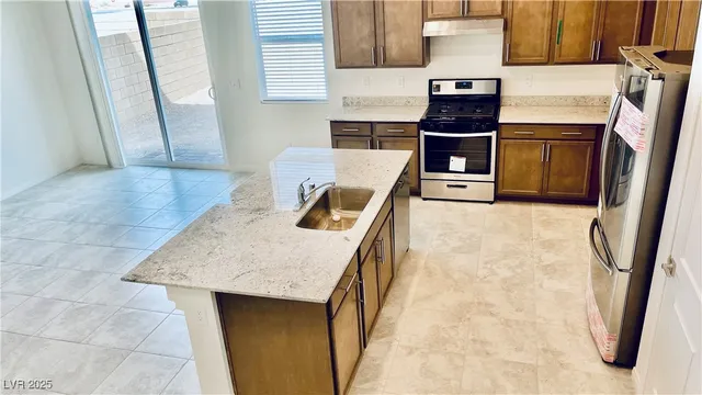 $2,395 | 8736 Victoria Pk Street, Las Vegas, NV 89148