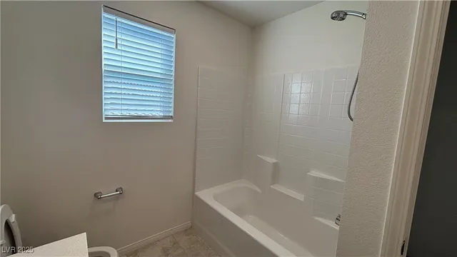 $2,395 | 8736 Victoria Pk Street, Las Vegas, NV 89148