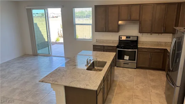 $2,395 | 8736 Victoria Pk Street, Las Vegas, NV 89148