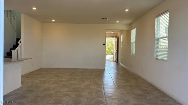 $2,395 | 8736 Victoria Pk Street, Las Vegas, NV 89148