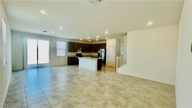 $2,395 | 8736 Victoria Pk Street, Las Vegas, NV 89148