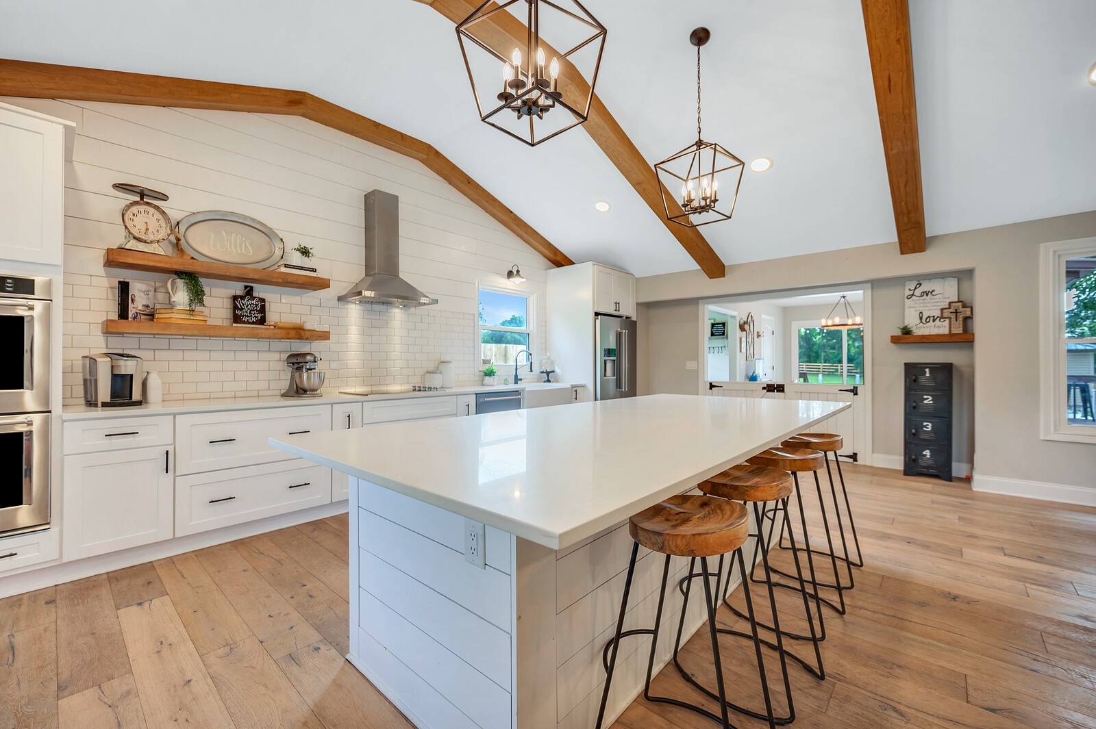 1057 Vanderbilt Road Mount Juliet, TN 37122 - Photo 10 of 39 a view of kitchen with furniture and wooden floor