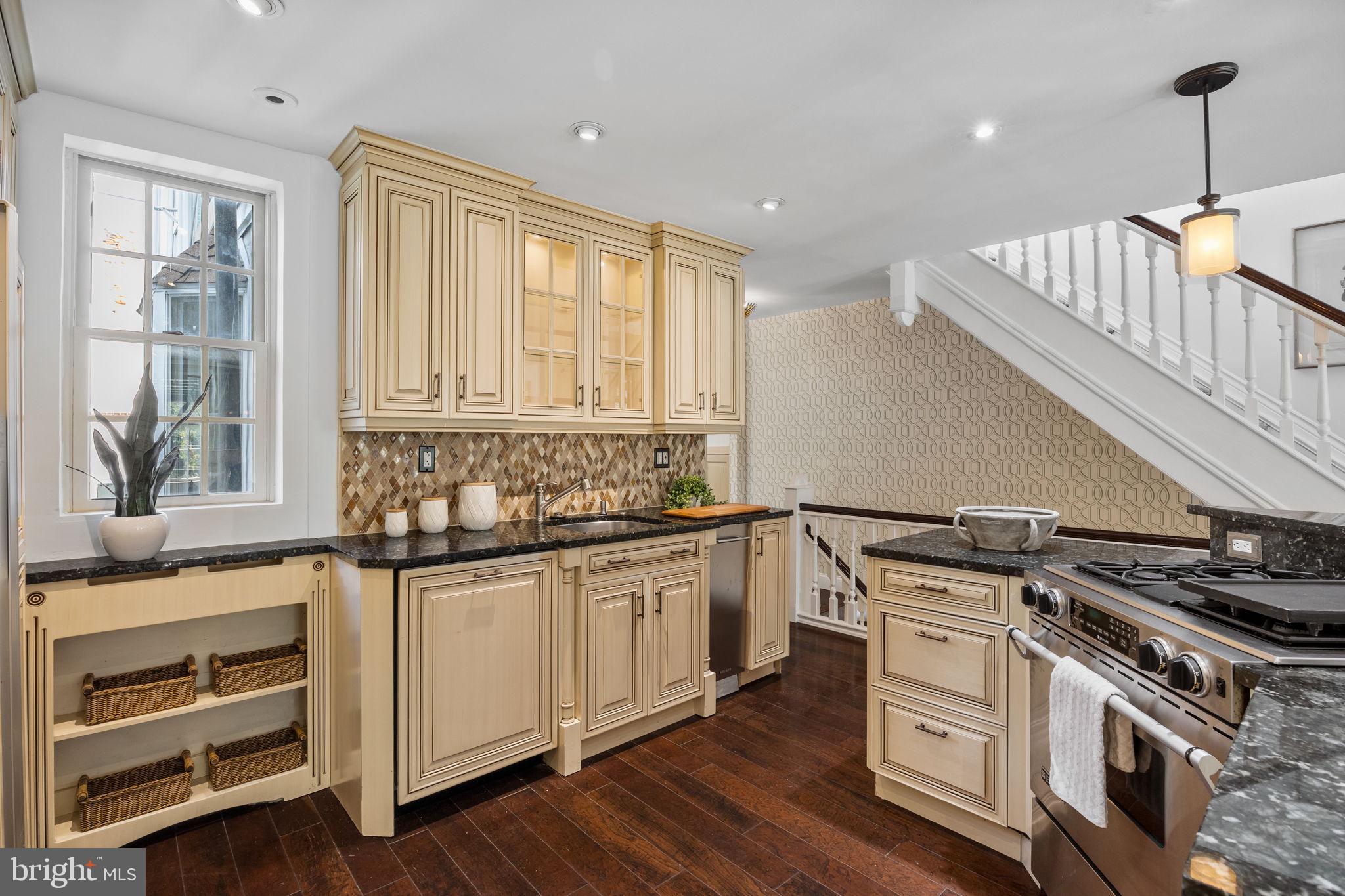 129 Bainbridge Street Philadelphia, PA 19147 - Photo 18 of 58