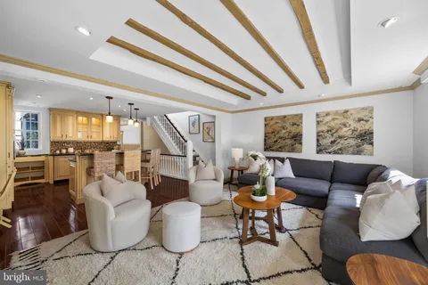 $1,299,500 | 129 Bainbridge Street, Philadelphia, PA 19147