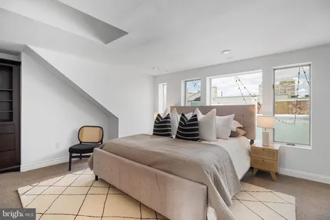 $1,299,500 | 129 Bainbridge Street, Philadelphia, PA 19147