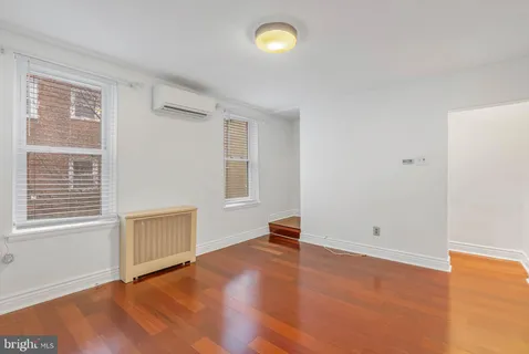 $1,299,500 | 129 Bainbridge Street, Philadelphia, PA 19147