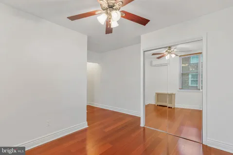 $1,299,500 | 129 Bainbridge Street, Philadelphia, PA 19147