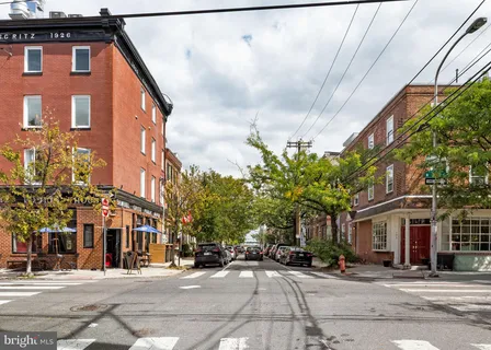 $1,299,500 | 129 Bainbridge Street, Philadelphia, PA 19147