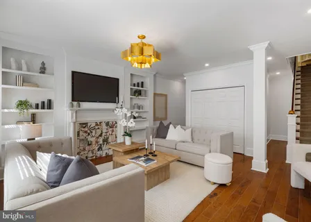 $1,299,500 | 129 Bainbridge Street, Philadelphia, PA 19147