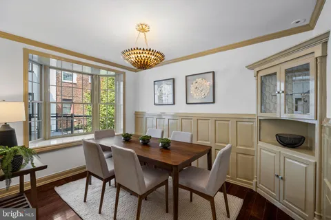 $1,299,500 | 129 Bainbridge Street, Philadelphia, PA 19147