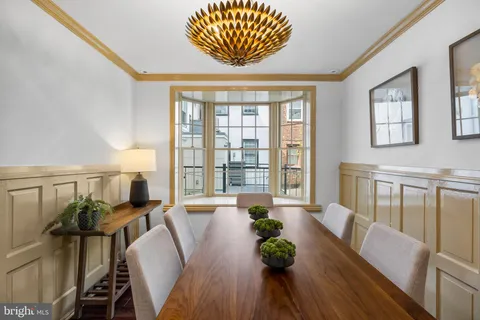 $1,299,500 | 129 Bainbridge Street, Philadelphia, PA 19147
