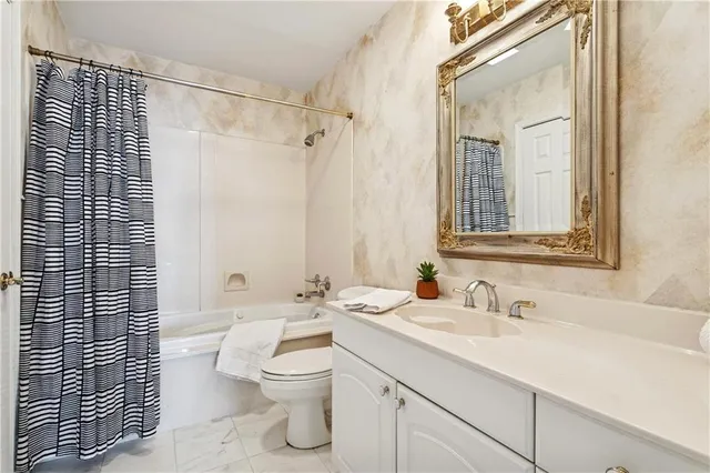 $1,800 | 3724 Audubon Trace, Unit 3724, Jefferson, LA 70121