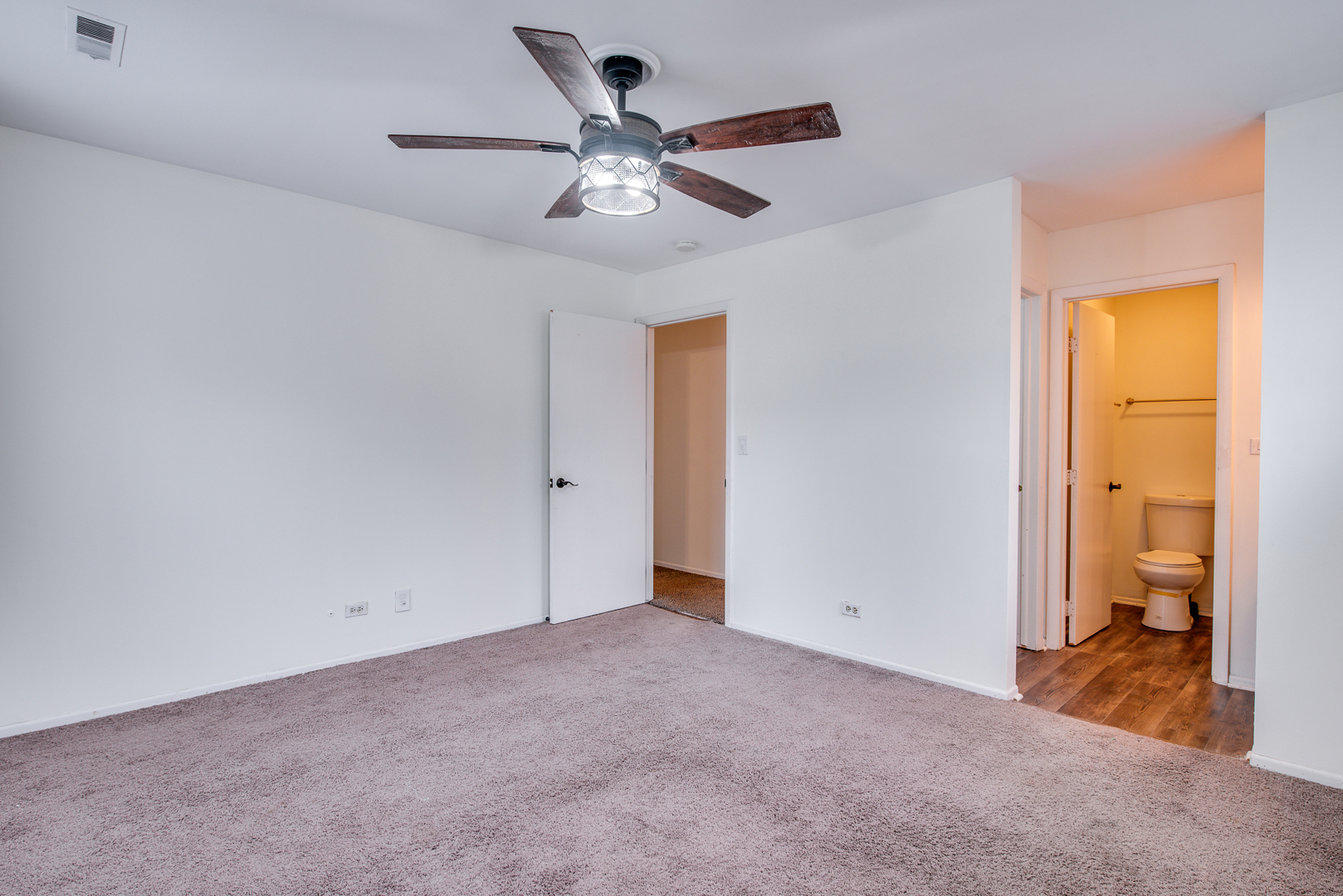 340 Springlake Lane, Unit D Aurora, IL 60504 - Photo 14 of 15 a view of an empty room