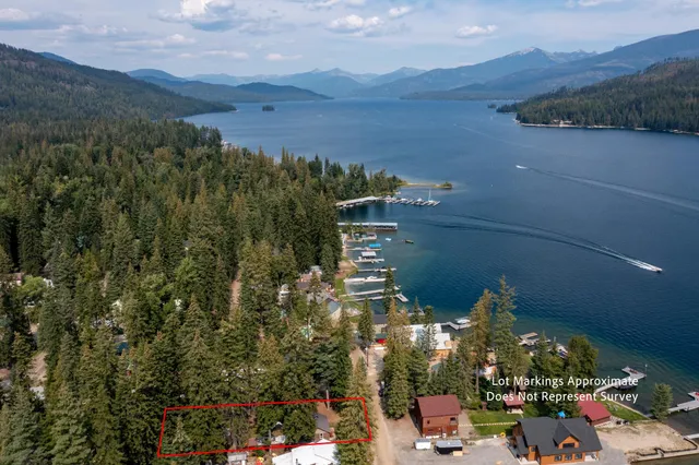 $425,000 | 204 South Granite Bay Road, Nordman, ID 83848