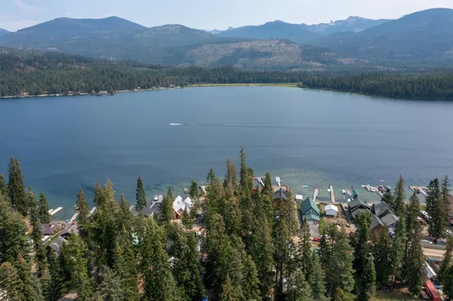 $425,000 | 204 South Granite Bay Road, Nordman, ID 83848