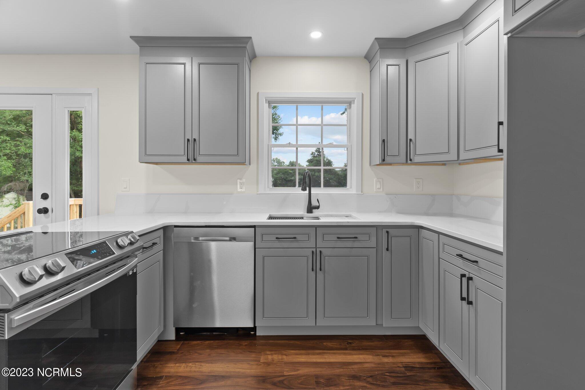 4482 Gordon Road Wilmington, NC 28405 - Photo 8 of 17 kitchen 3