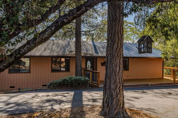 $459,999 | 13771 West Court, Pine Grove, CA 95665