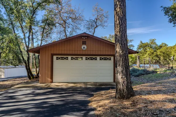 $459,999 | 13771 West Court, Pine Grove, CA 95665