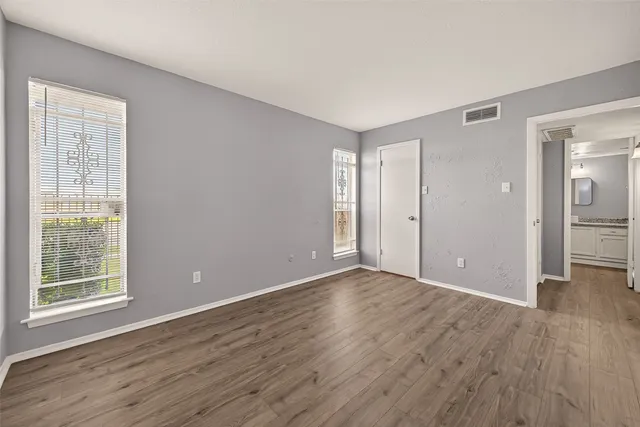 $65,000 | 7313 Gulf Freeway, Unit 904, Houston, TX 77017