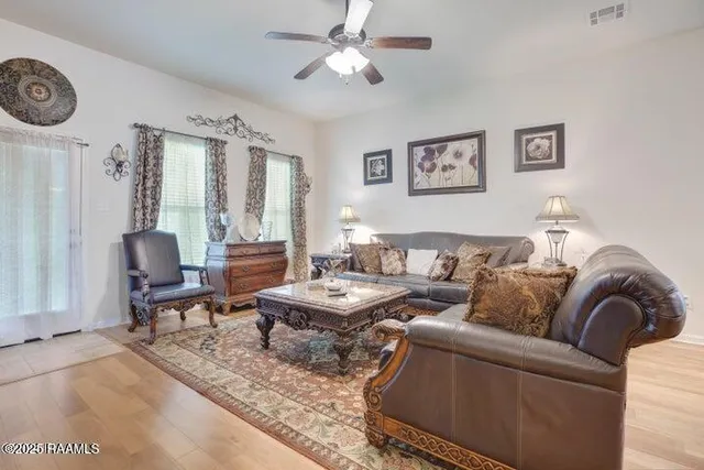 $275,000 | 512 Elwick Drive, Lafayette, LA 70507