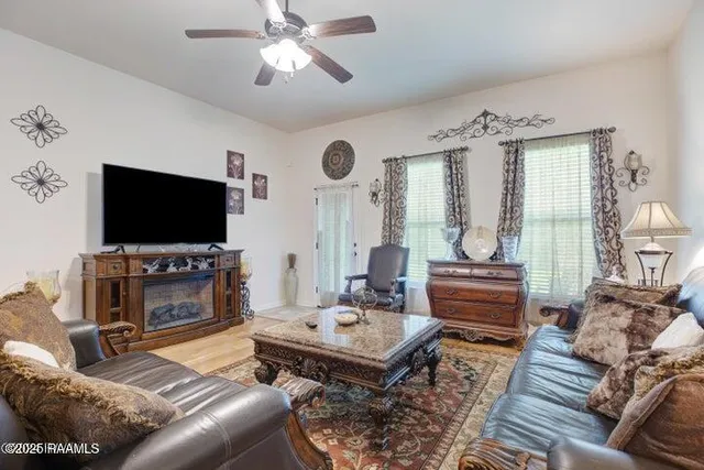 $275,000 | 512 Elwick Drive, Lafayette, LA 70507