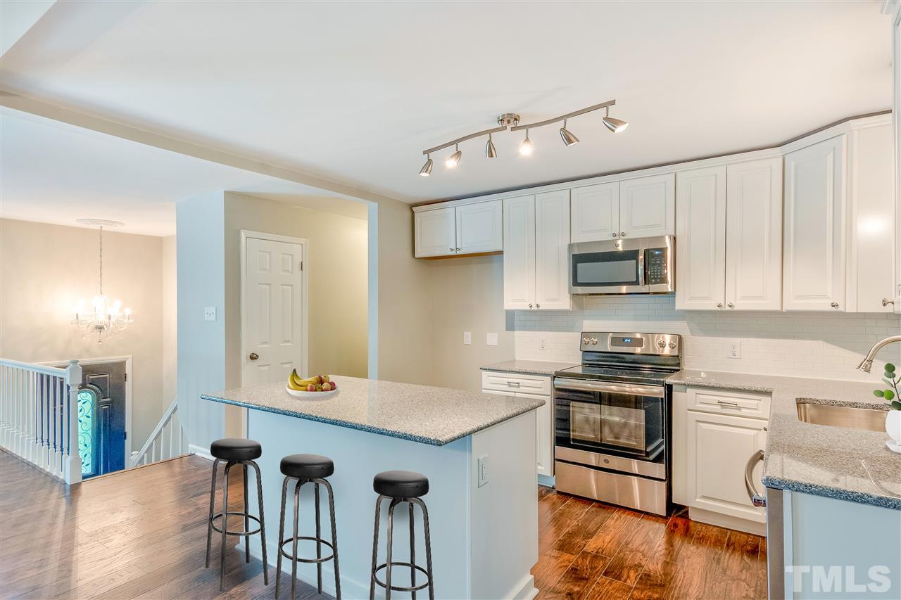 3617 Old Post Road Raleigh, NC 27612 - Photo 8 of 30